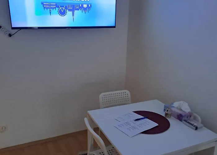 Simple Room Private Apartment